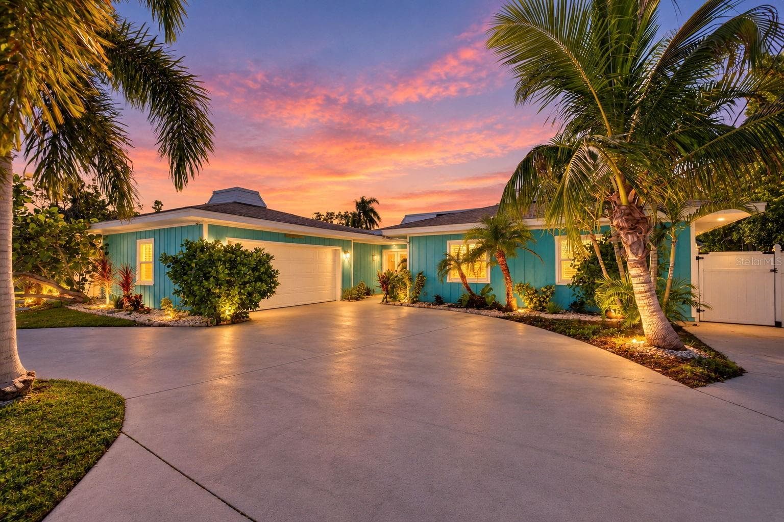Single Family Residence at 4643 BAY CREST DR, TAMPA, photo 48 of 49