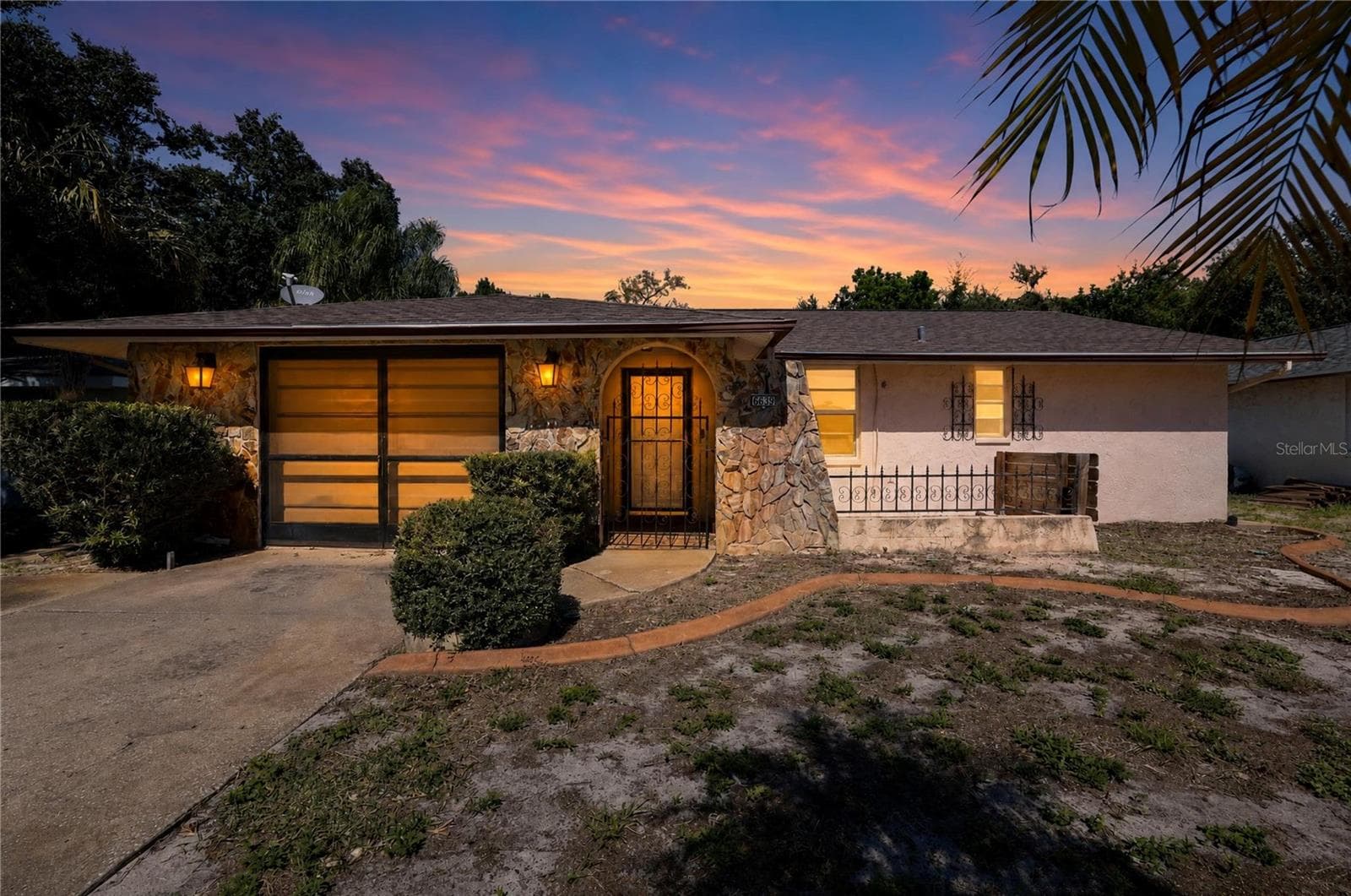 Single Family Residence at 6639 TRIPOLI WAY, PORT RICHEY, photo 4 of 38