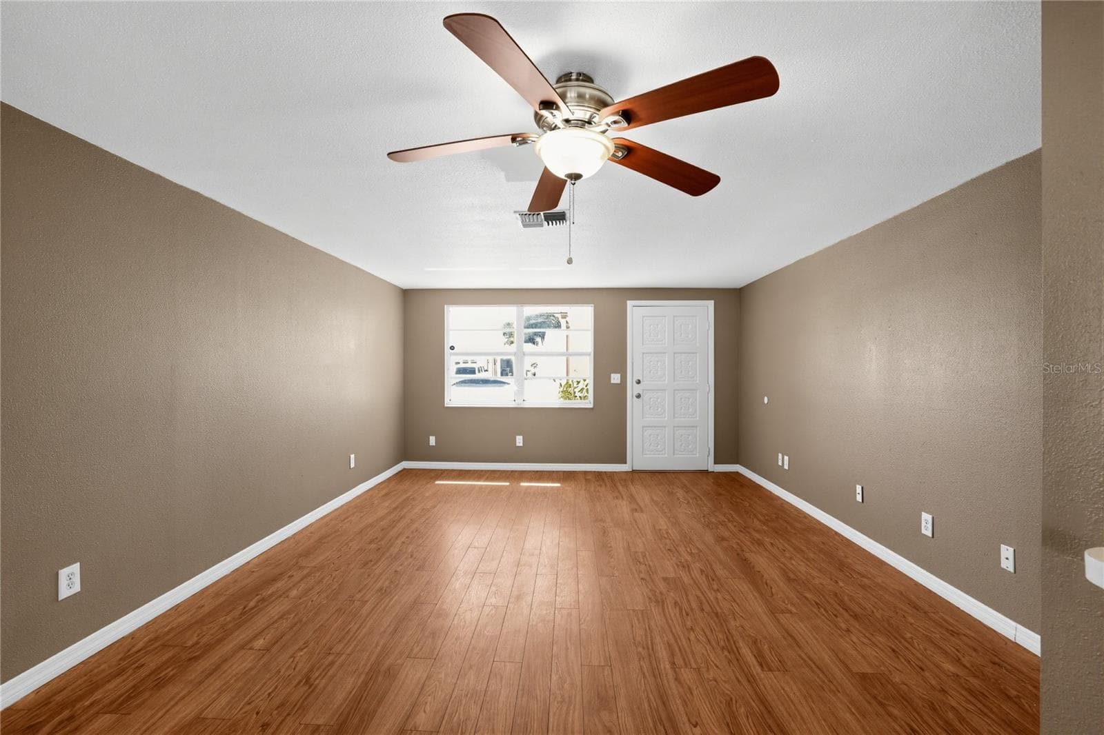 Single Family Residence at 6639 TRIPOLI WAY, PORT RICHEY, photo 12 of 38