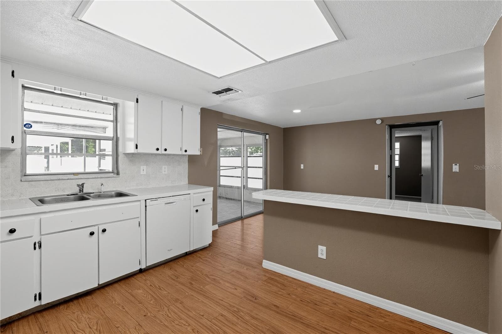 Single Family Residence at 6639 TRIPOLI WAY, PORT RICHEY, photo 19 of 38