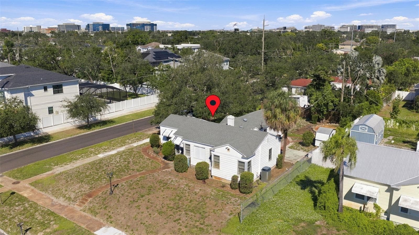 Overhead Northwest to Westshore and Tampa International Airport - 3817 W NORTH A ST, TAMPA