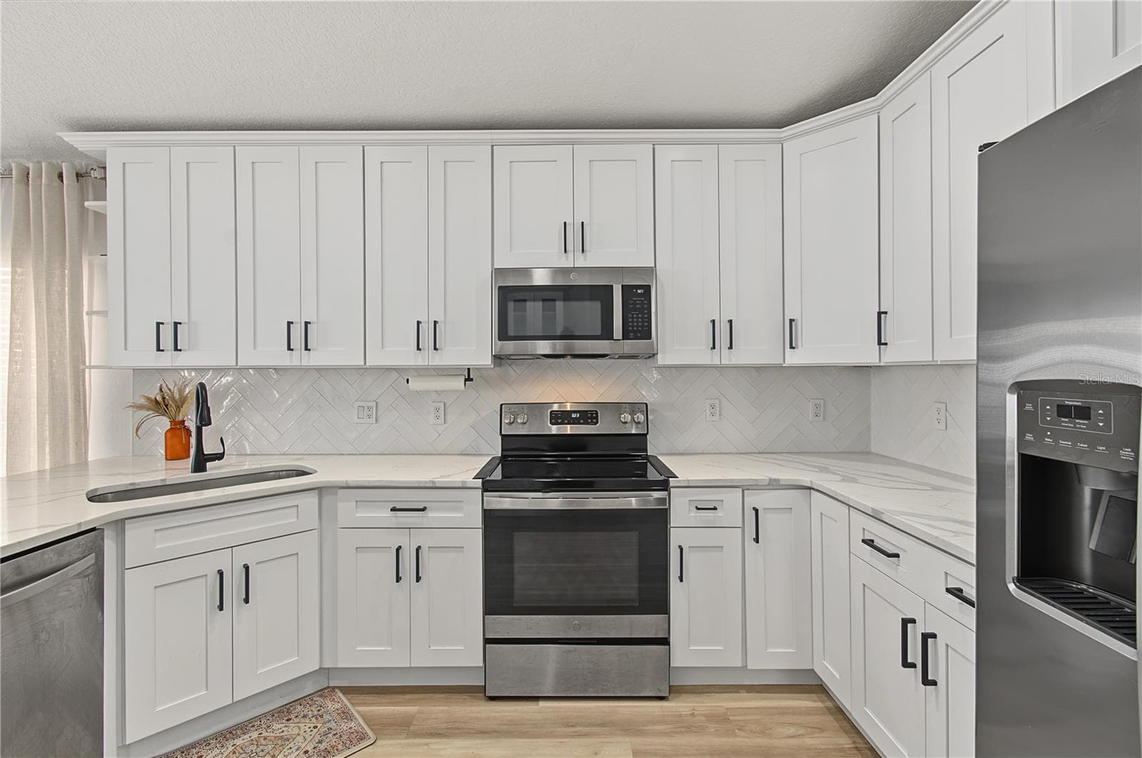 Single Family Residence at 3109 HERITAGE PARK WAY, ORLANDO, photo 8 of 44