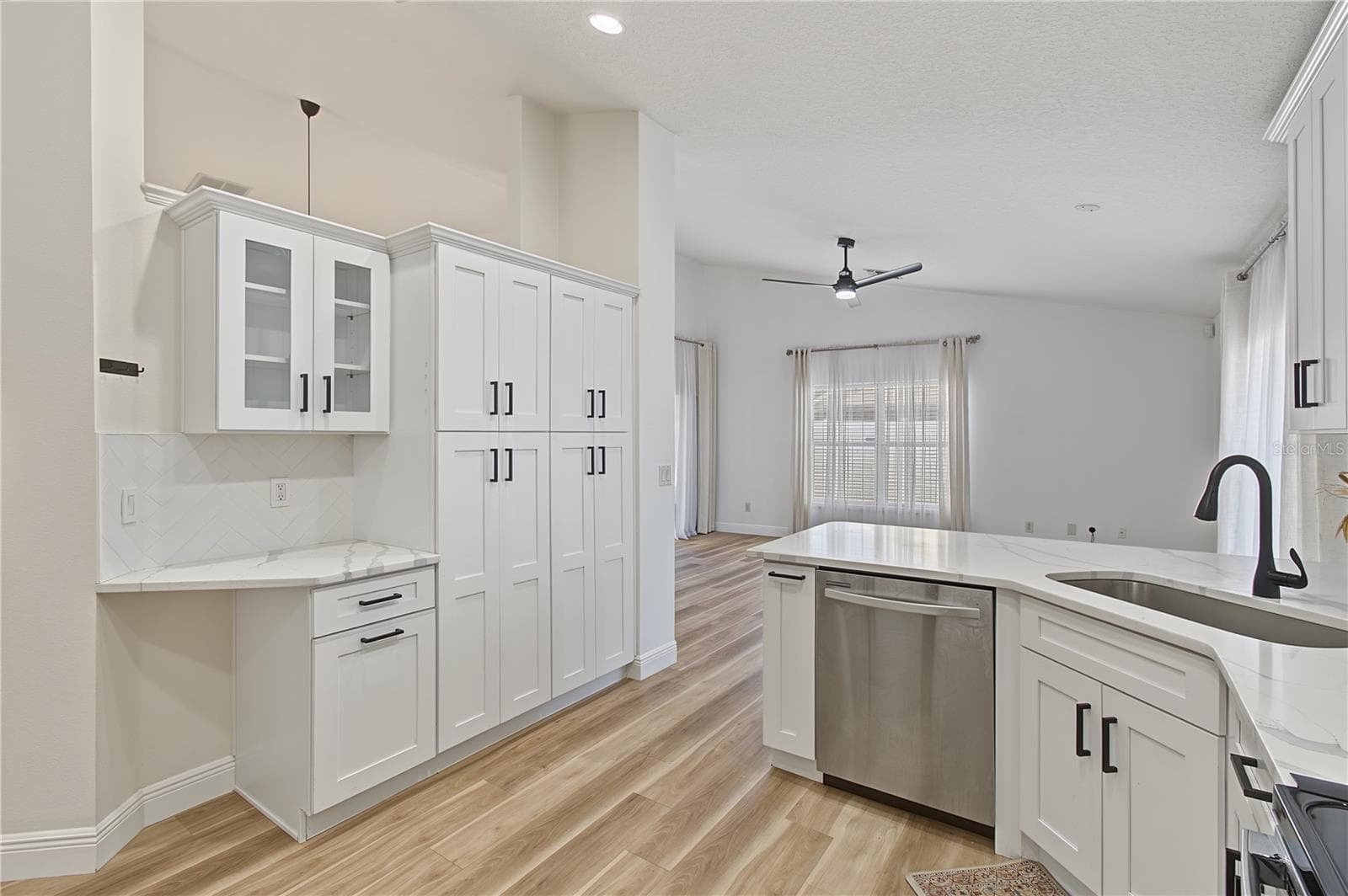 Single Family Residence at 3109 HERITAGE PARK WAY, ORLANDO, photo 9 of 44