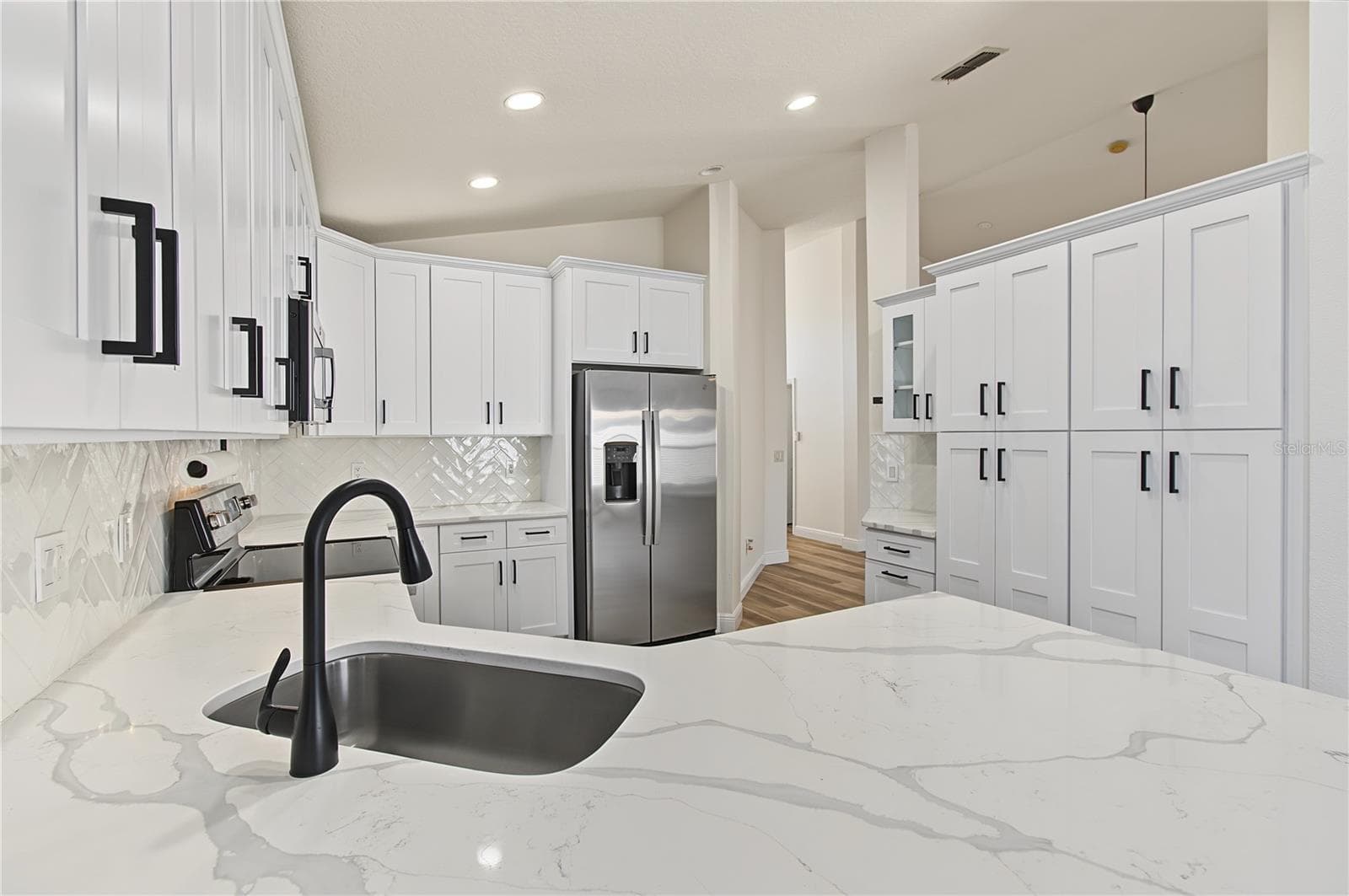 Single Family Residence at 3109 HERITAGE PARK WAY, ORLANDO, photo 11 of 44