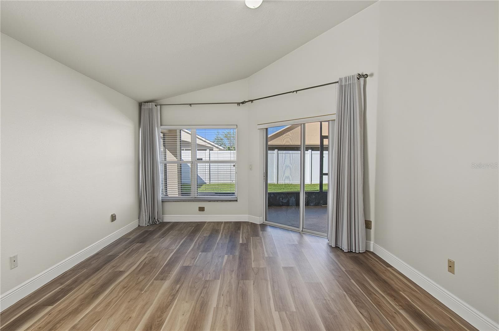 Single Family Residence at 3109 HERITAGE PARK WAY, ORLANDO, photo 17 of 44