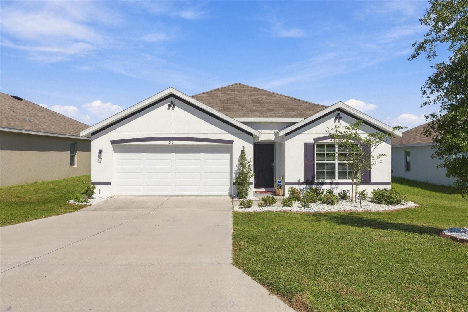 315 W FAIRWAYS VIEW DR
