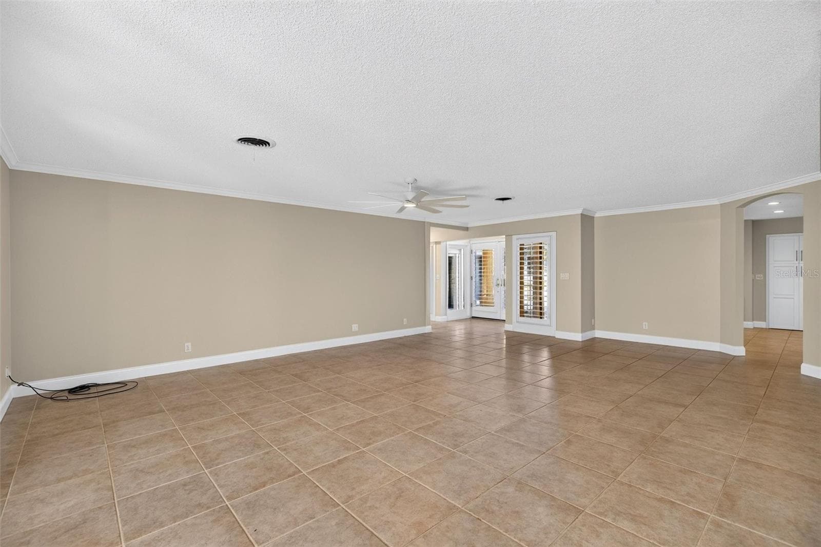Single Family Residence at 30 BOSARVEY CIR, ORMOND BEACH, photo 10 of 86