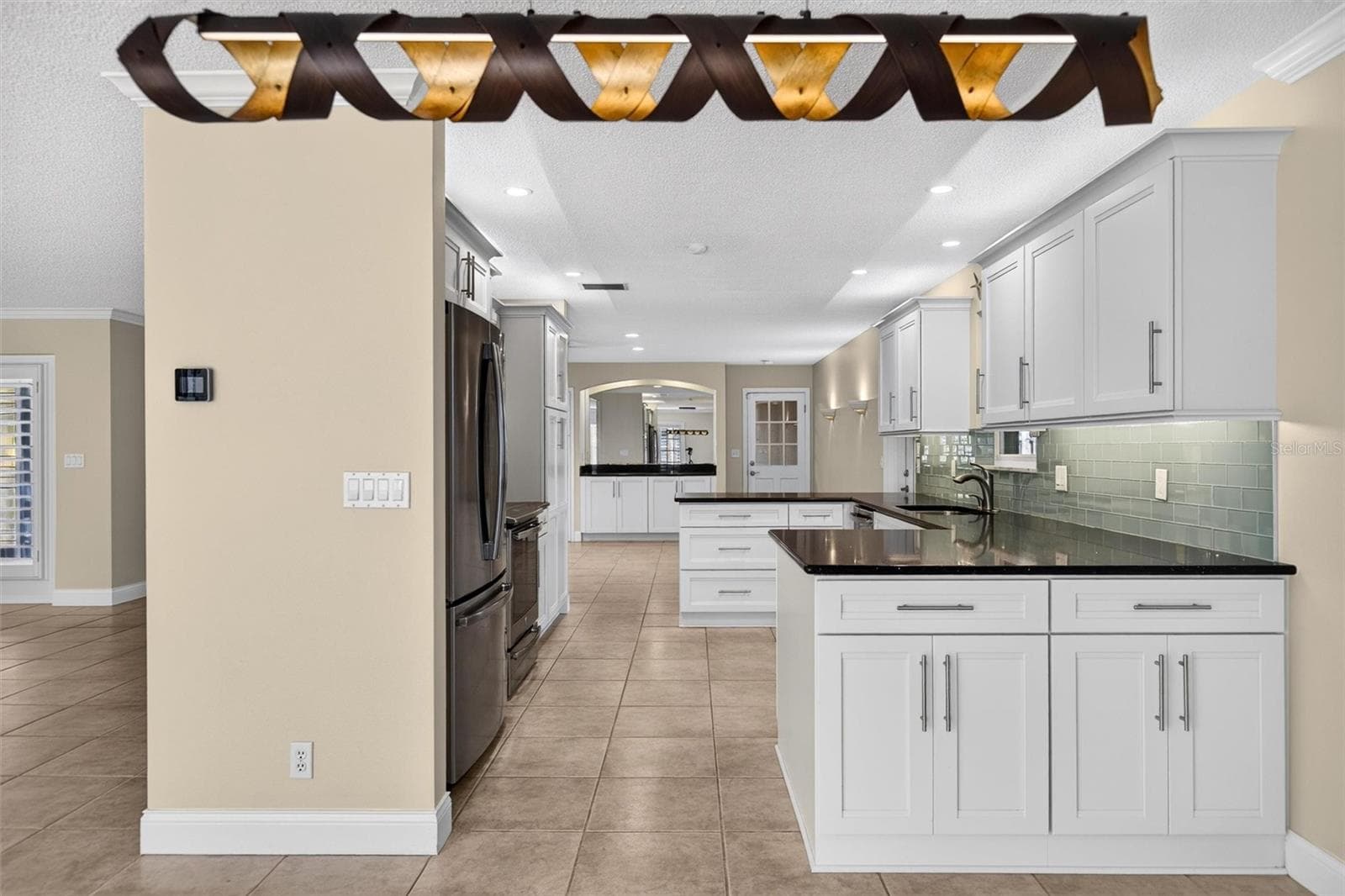 Single Family Residence at 30 BOSARVEY CIR, ORMOND BEACH, photo 17 of 86