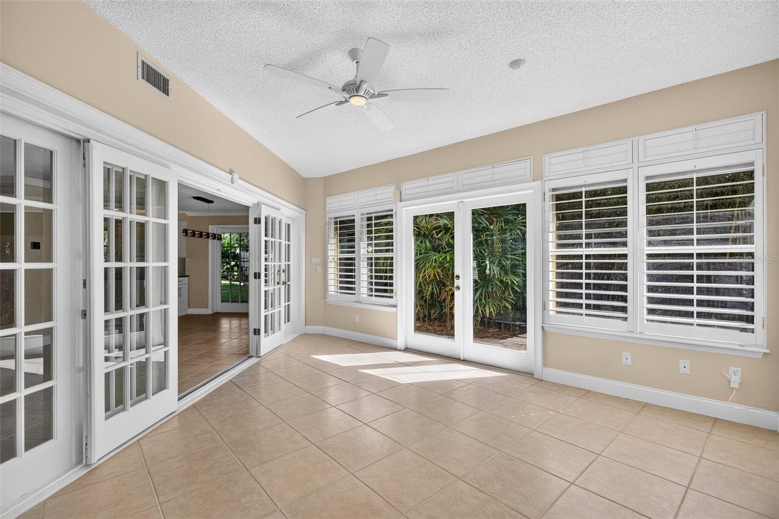 Single Family Residence at 30 BOSARVEY CIR, ORMOND BEACH, photo 35 of 86