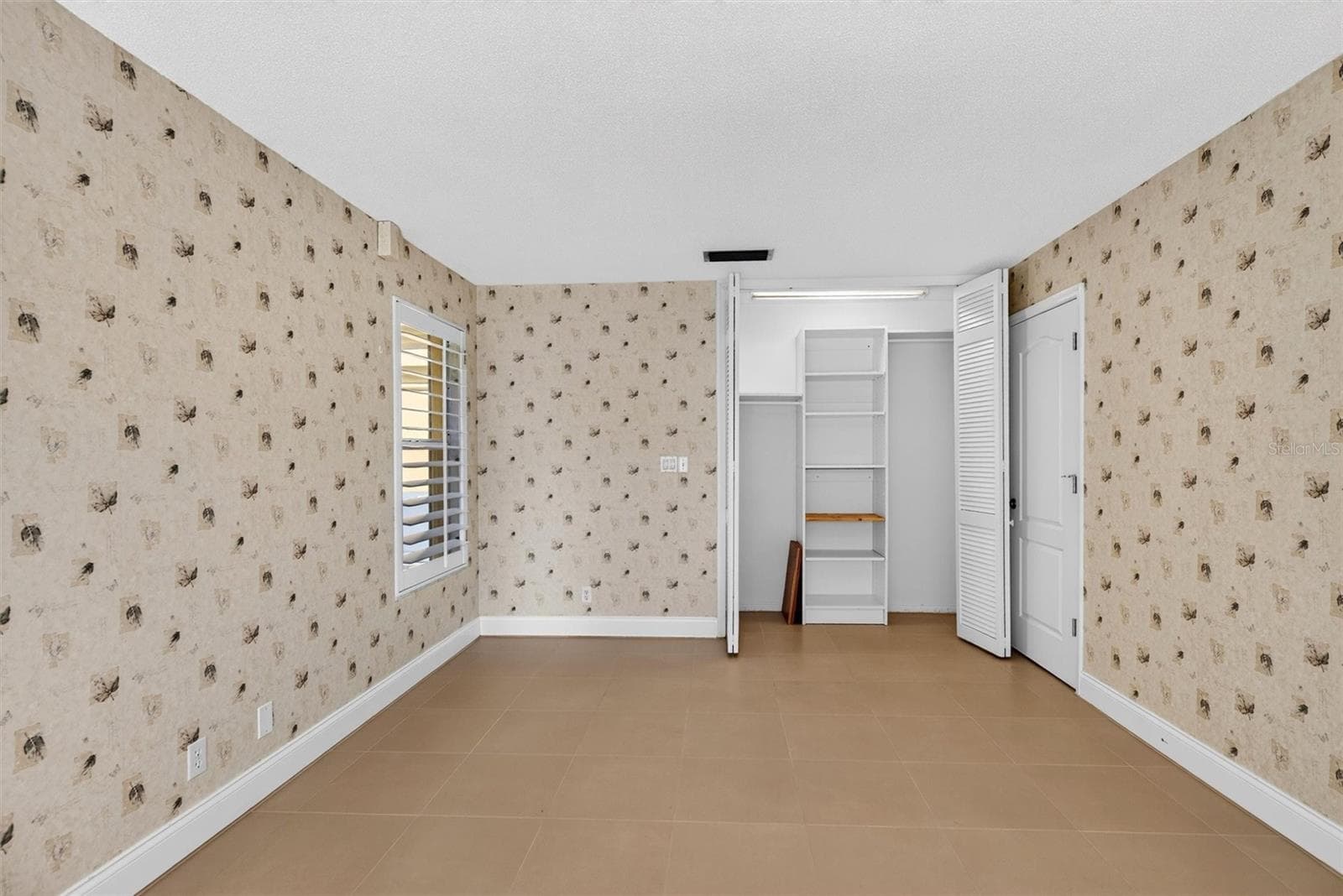 Single Family Residence at 30 BOSARVEY CIR, ORMOND BEACH, photo 44 of 86