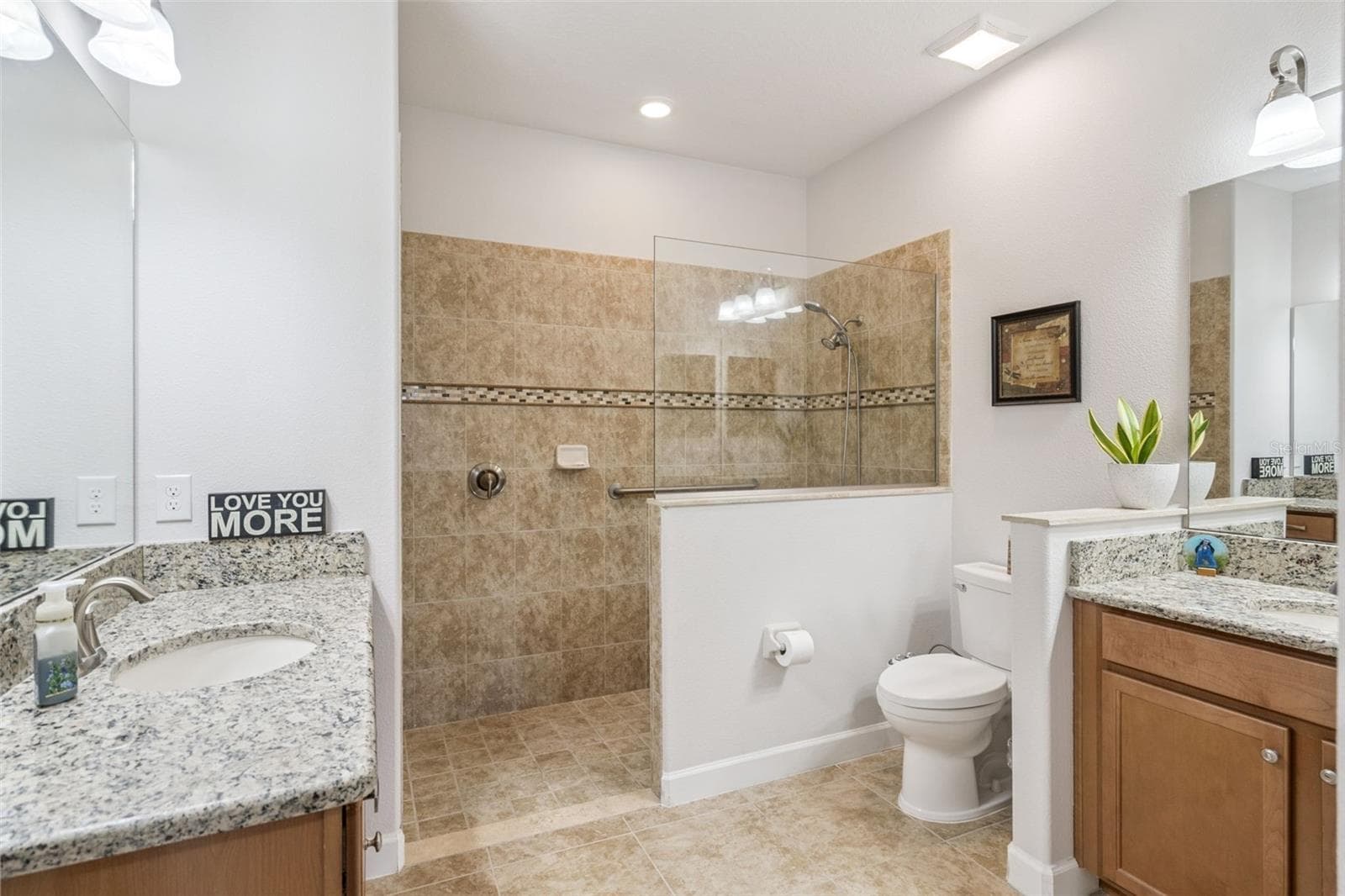 Single Family Residence at 3653 CORSICA LN, CLERMONT, photo 19 of 61