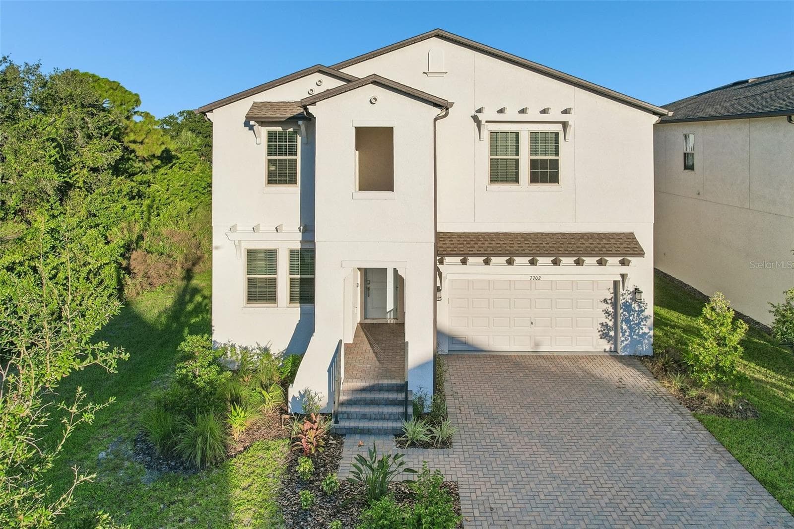 Single Family Residence at 7702 S KISSIMMEE ST, TAMPA, photo 2 of 37