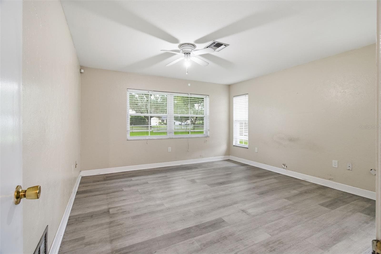 Single Family Residence at 4105 BENT TREE BLVD, SARASOTA, photo 11 of 27