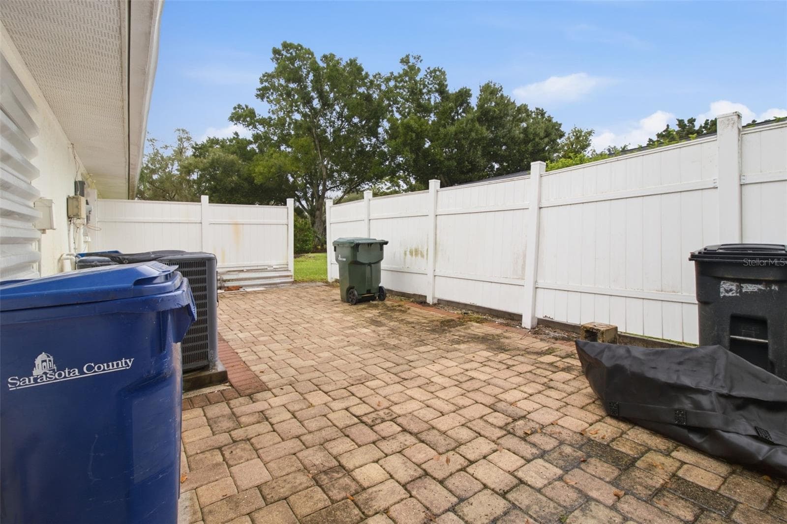 Single Family Residence at 4105 BENT TREE BLVD, SARASOTA, photo 22 of 27
