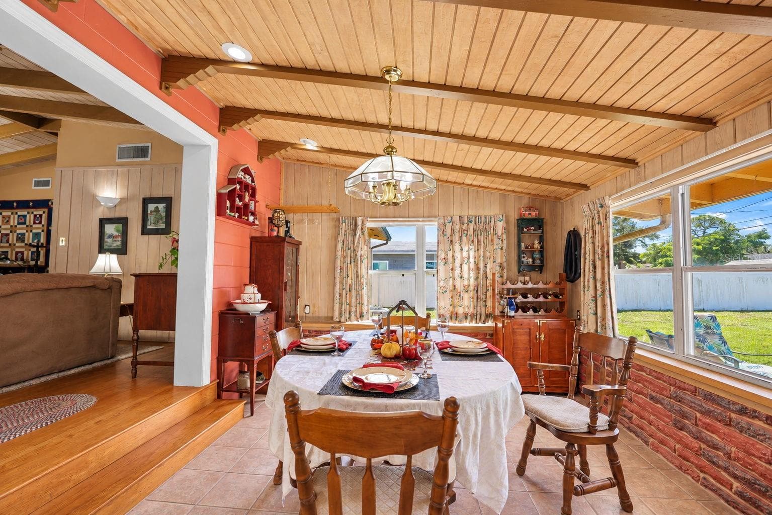 Single Family Residence at 4201 NARVAREZ WAY S, ST PETERSBURG, photo 8 of 50