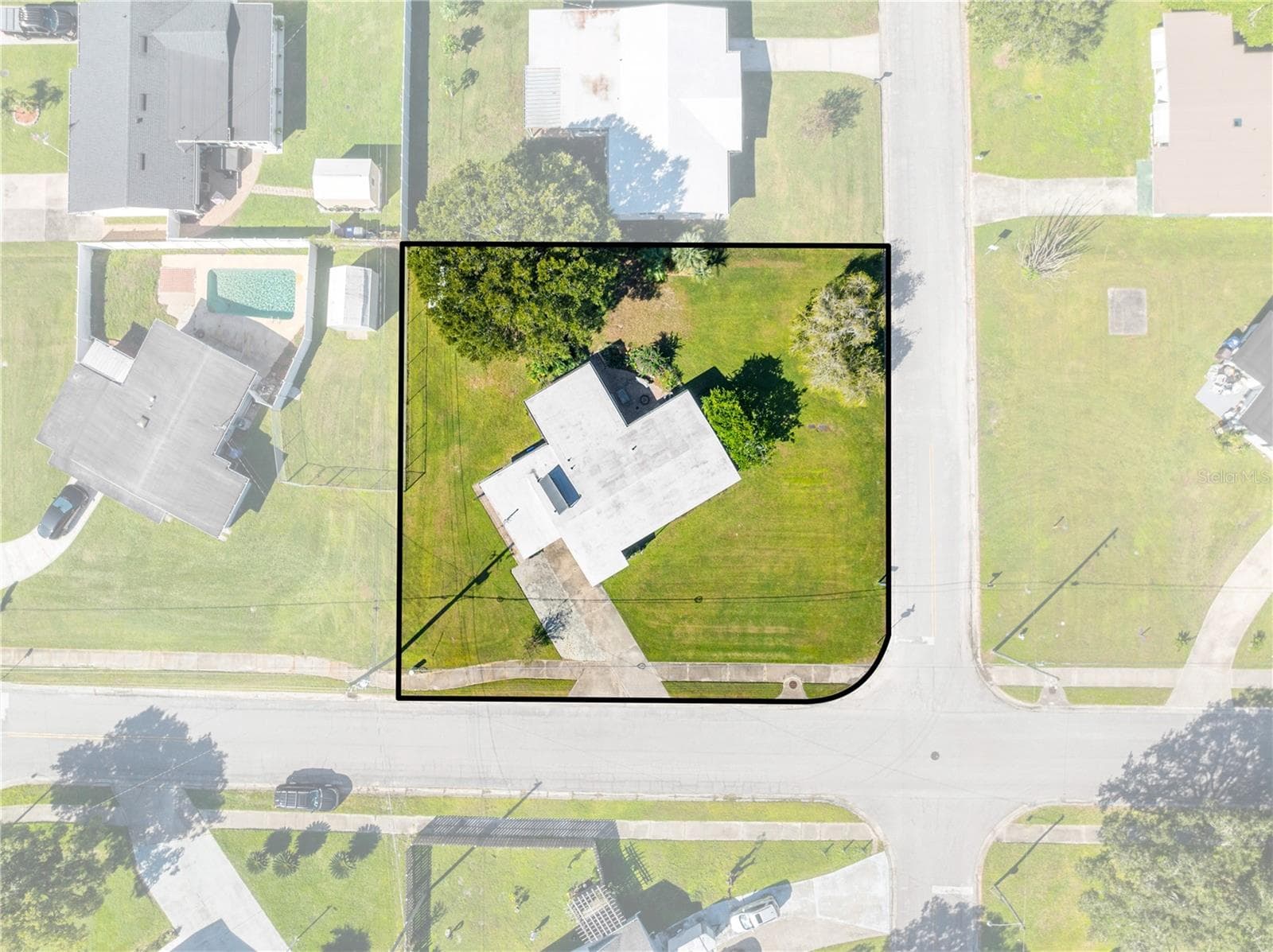 Single Family Residence at 2402 JANET ST, KISSIMMEE, photo 2 of 57