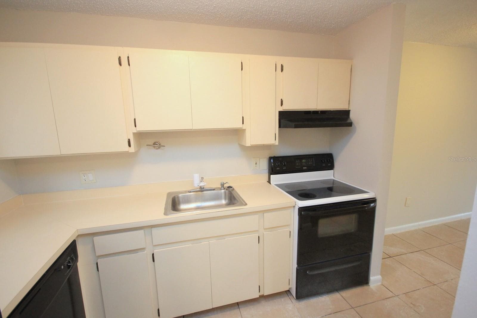 Townhouse at 22620 GAGE LOOP #22, LAND O LAKES, photo 3 of 22