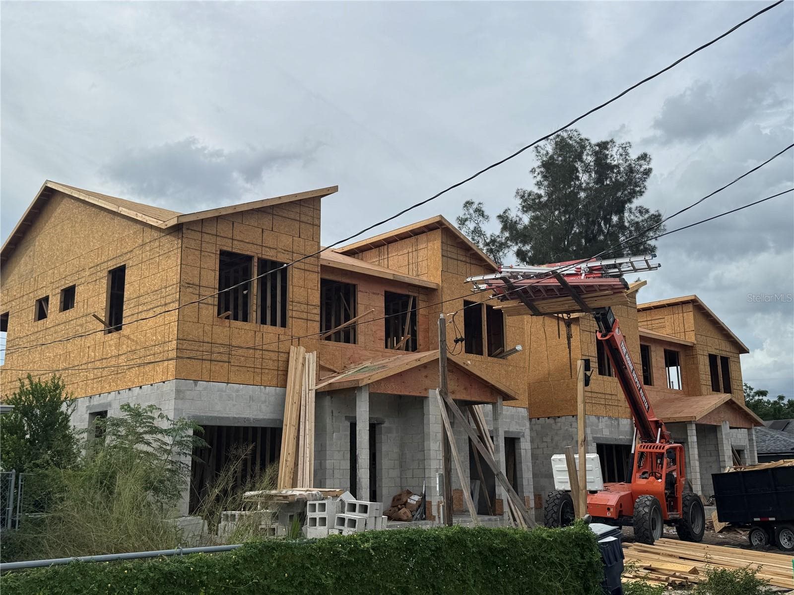 Townhouse at 3612 N GARRISON ST, TAMPA, photo 2 of 20