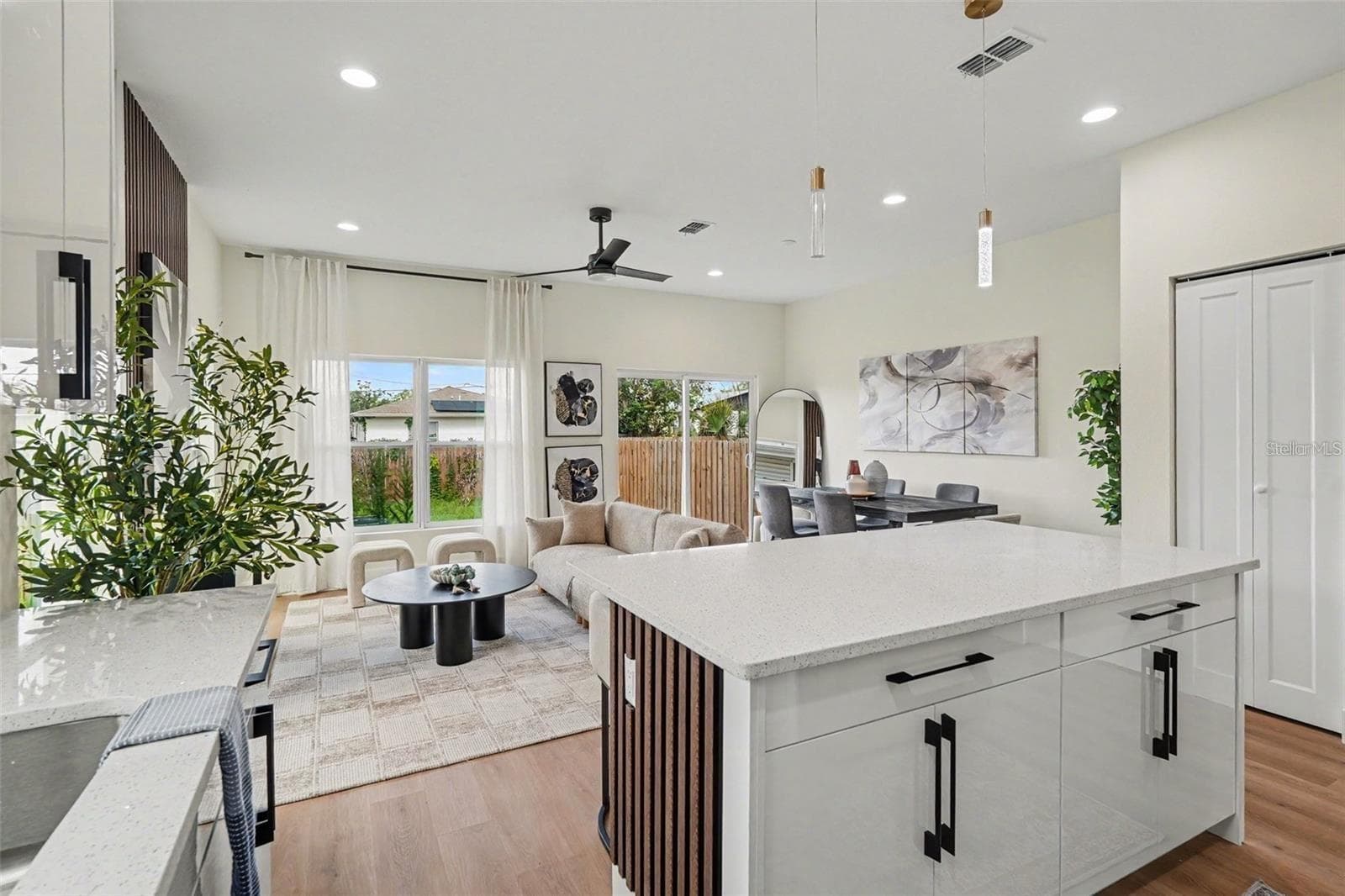 Townhouse at 3612 N GARRISON ST, TAMPA, photo 6 of 20