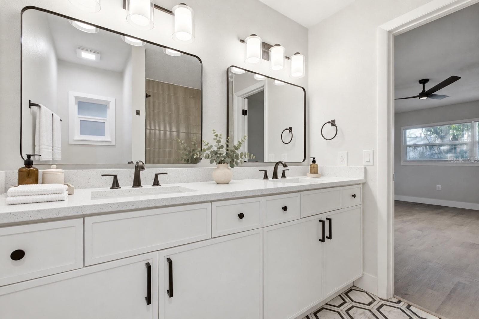 Primary bathroom 3 - 3023 ROCKINGHAM CIR, ORLANDO