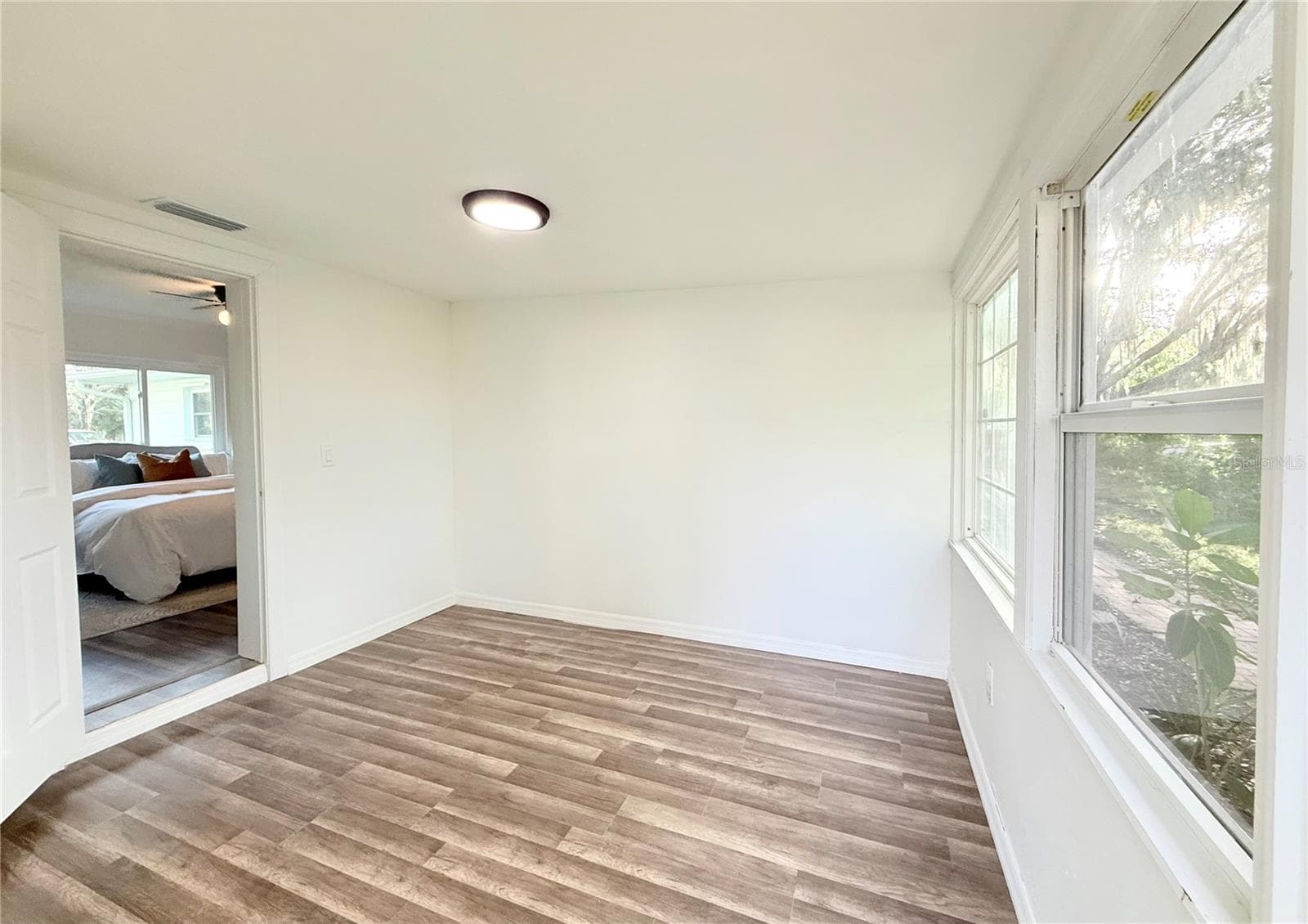 Single Family Residence at 114 4TH ST NW, RUSKIN, photo 20 of 28