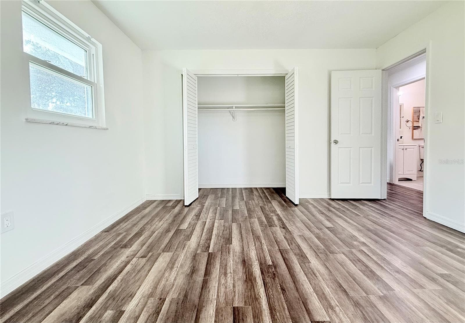 Single Family Residence at 114 4TH ST NW, RUSKIN, photo 23 of 28