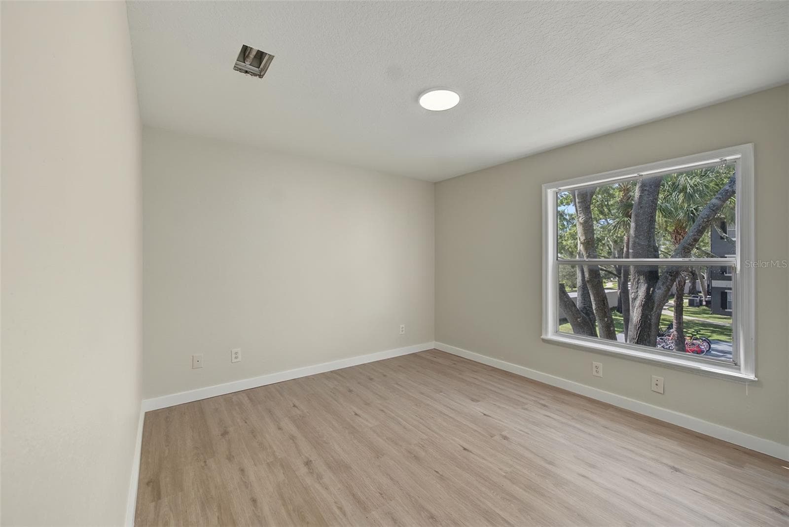 Condominium at 7524 SEURAT ST #12202, ORLANDO, photo 15 of 24