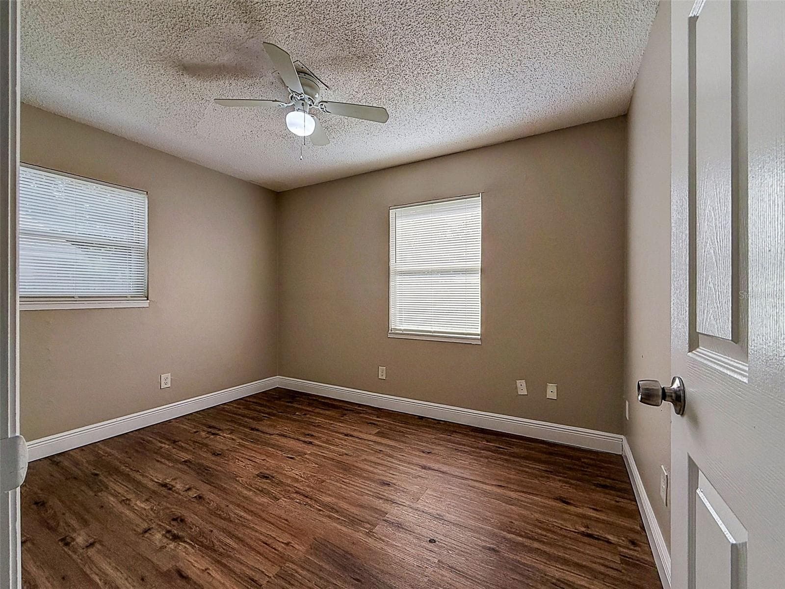 Half Duplex at 3216 N 48TH ST, TAMPA, photo 14 of 22