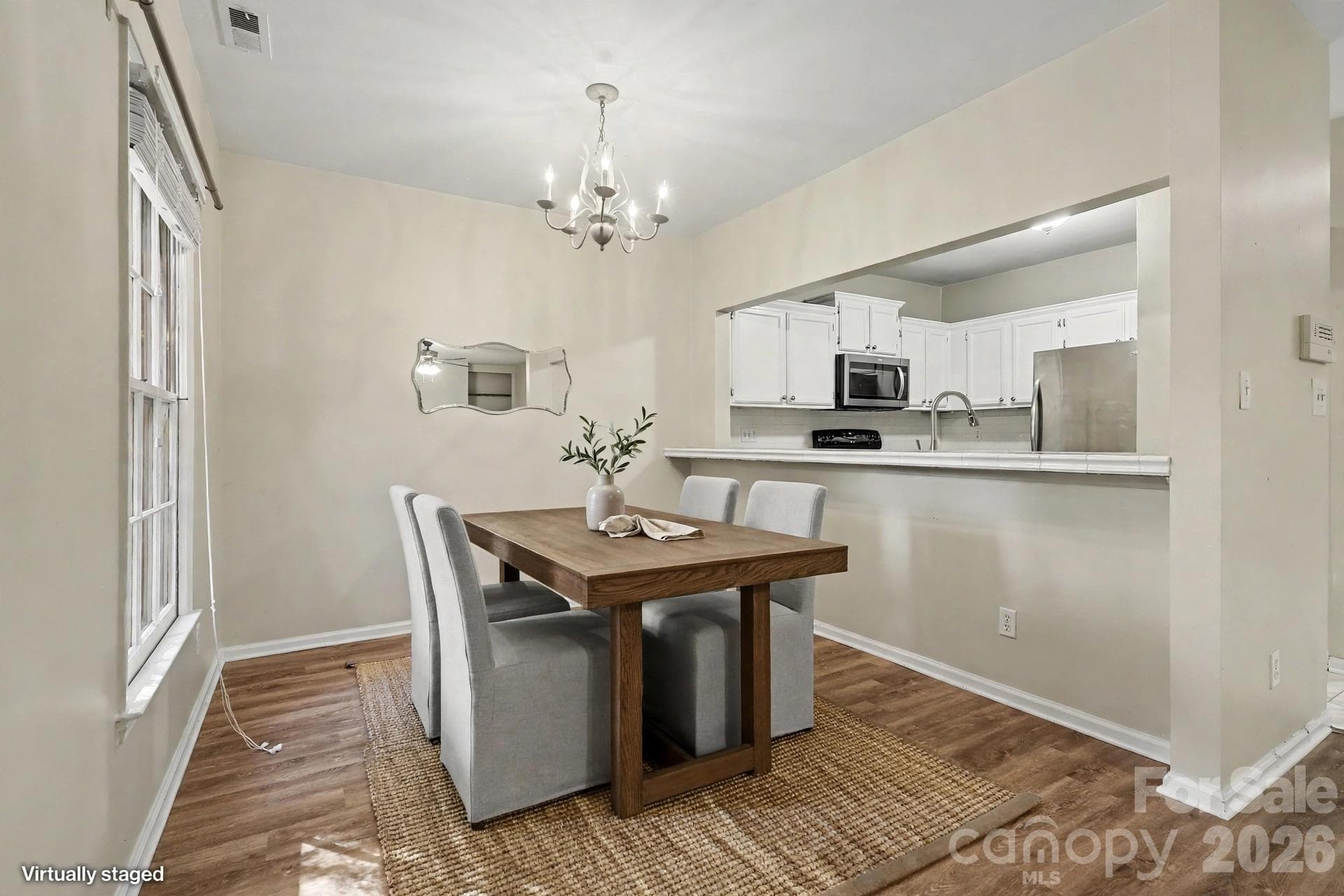 Condominium at 3200 Selwyn Farms Lane, Charlotte, photo 8 of 24