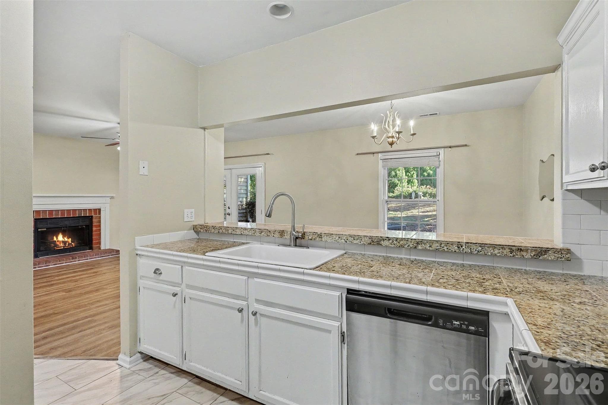 Condominium at 3200 Selwyn Farms Lane, Charlotte, photo 10 of 24