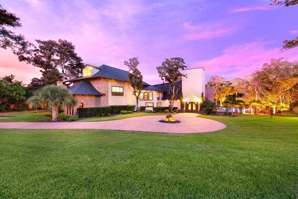 Single Family Residence at 2627 JOHN ANDERSON DR, ORMOND BEACH, photo 16 of 22