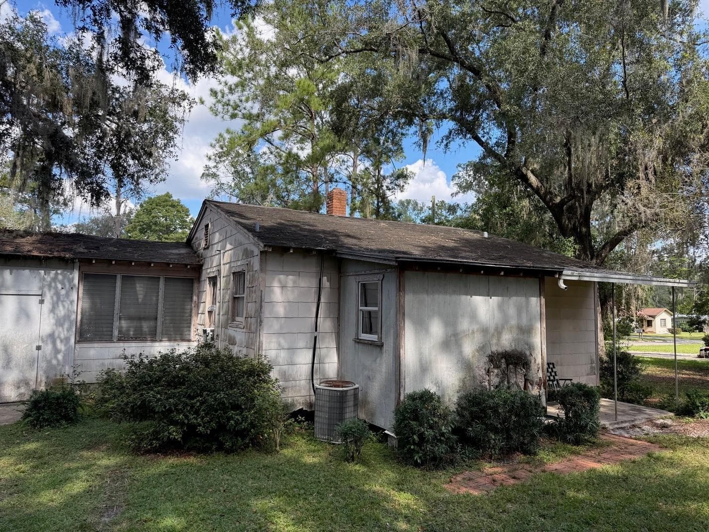 Single Family Residence at 1234 NE 8TH ST, OCALA, photo 5 of 16