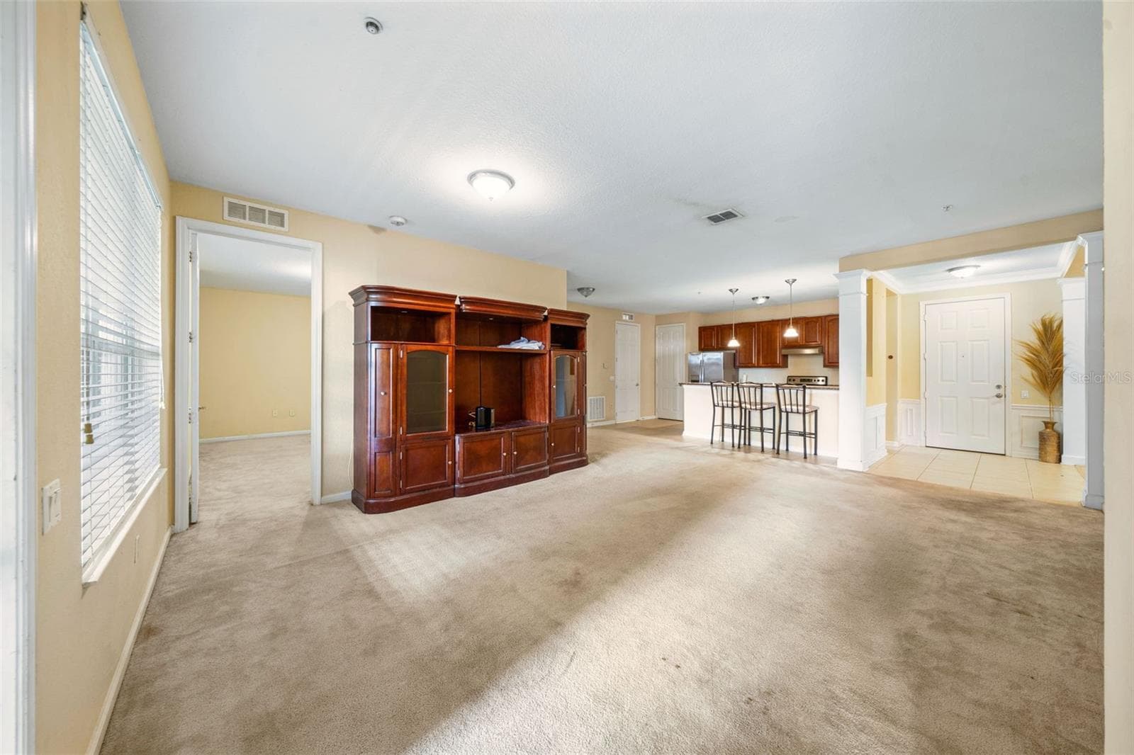 Condominium at 5036 SHOREWAY LOOP #10205, ORLANDO, photo 9 of 22