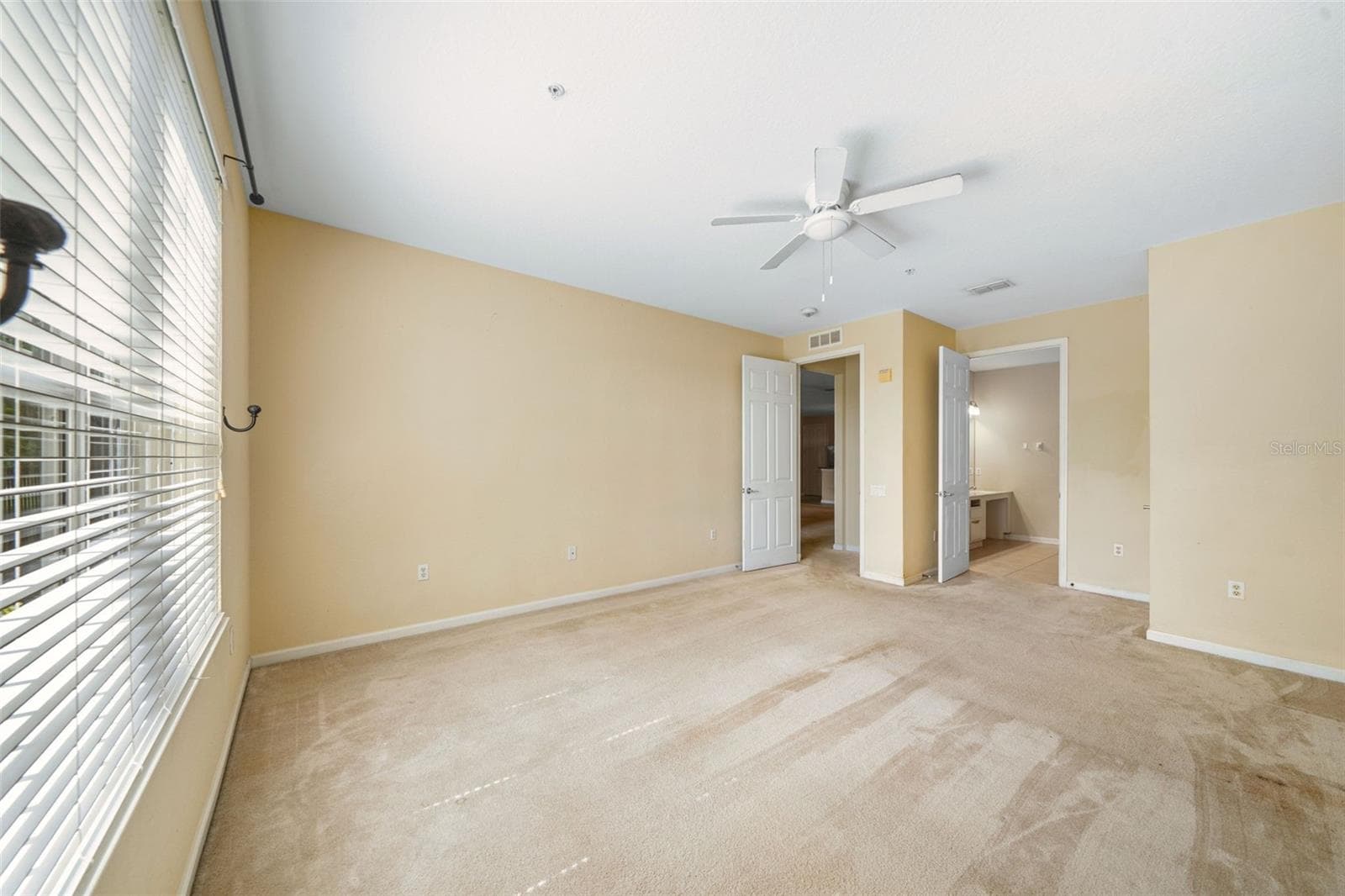 Condominium at 5036 SHOREWAY LOOP #10205, ORLANDO, photo 16 of 22