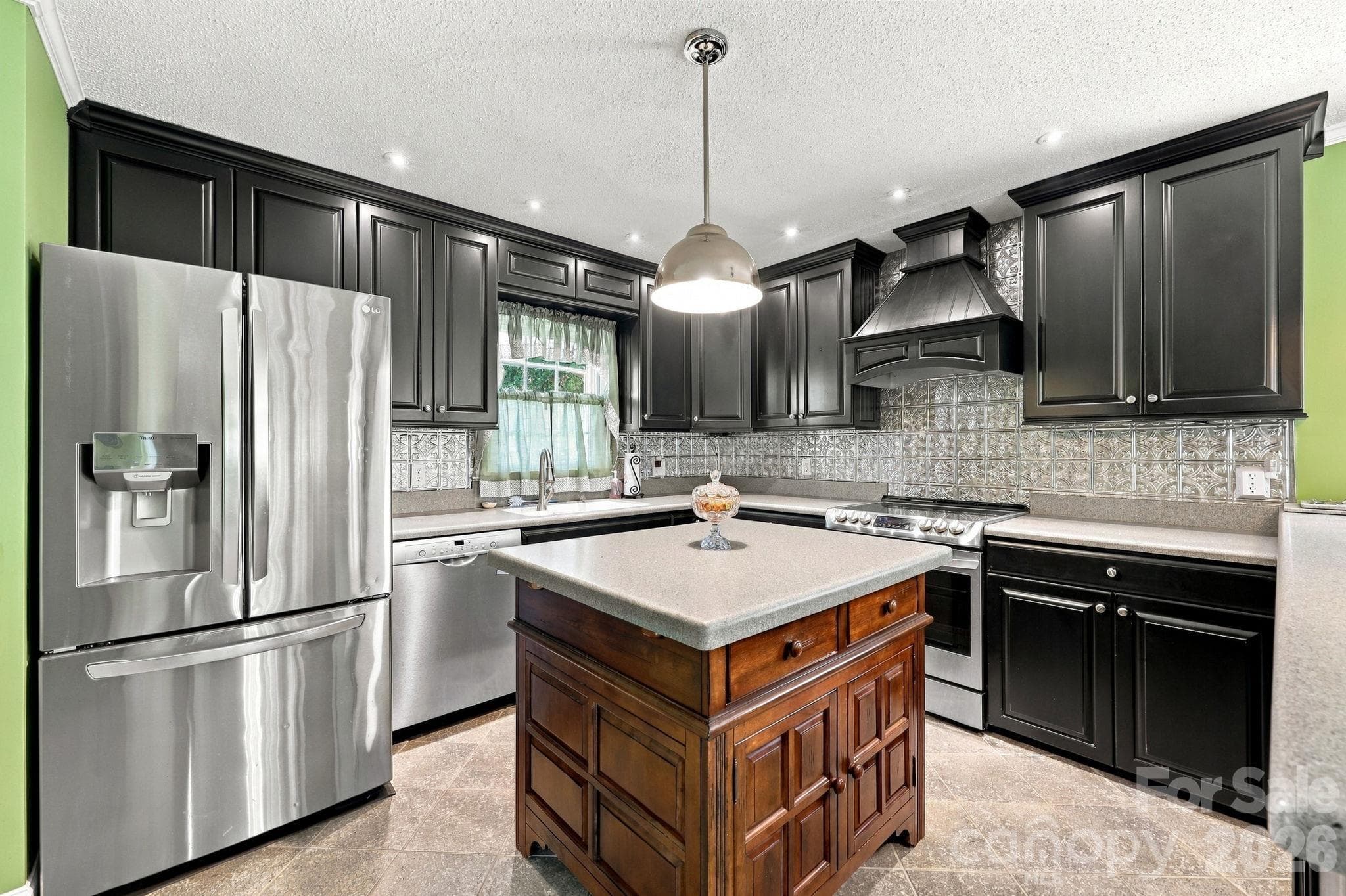 Single Family Residence at 1332 Lake Drive 9 Drive, Lexington, photo 6 of 35
