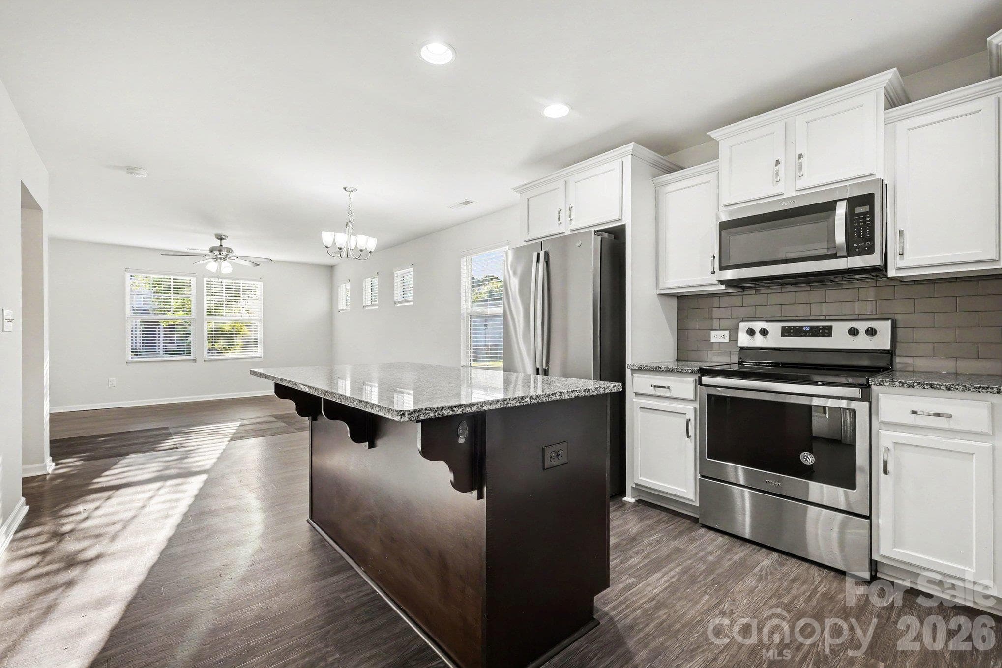Single Family Residence at 229 Austen Lakes Drive, York, photo 6 of 19