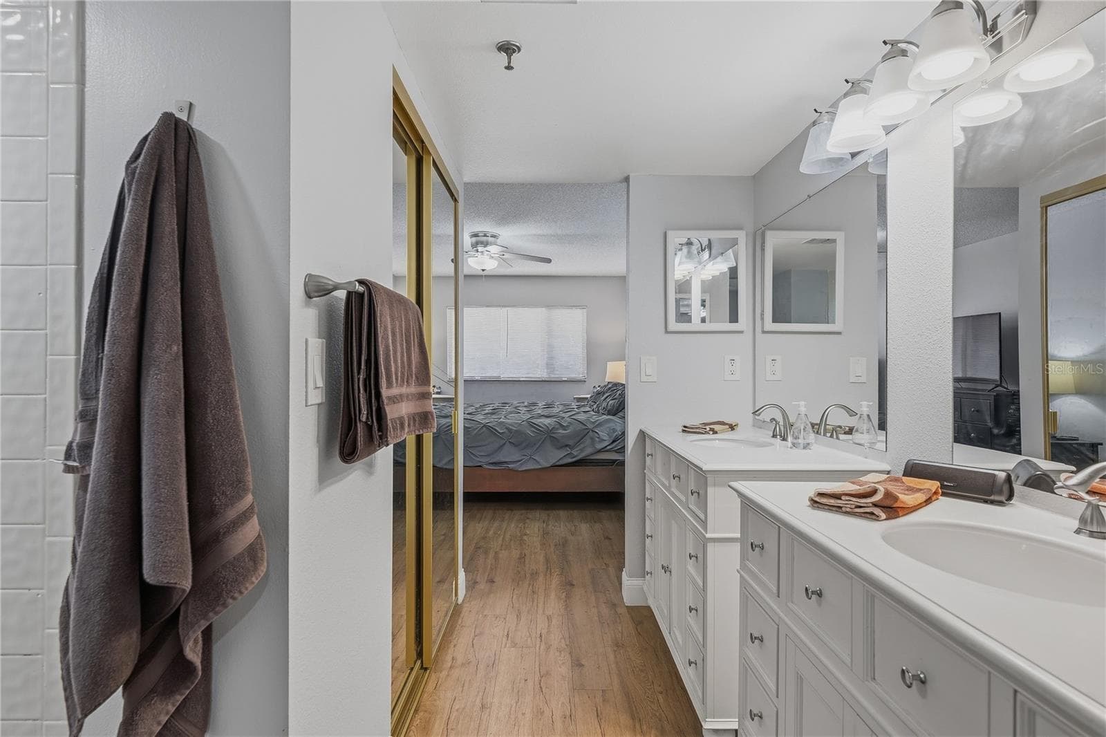 primary ensuite - 1166 CARMEL CIR #200, CASSELBERRY