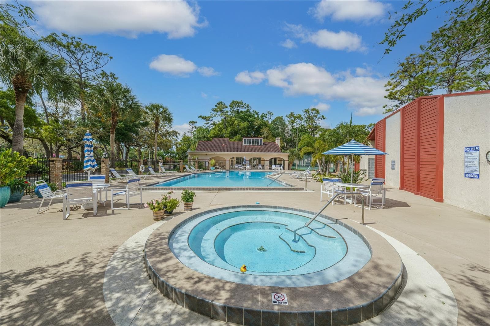 spa & pool - 1166 CARMEL CIR #200, CASSELBERRY
