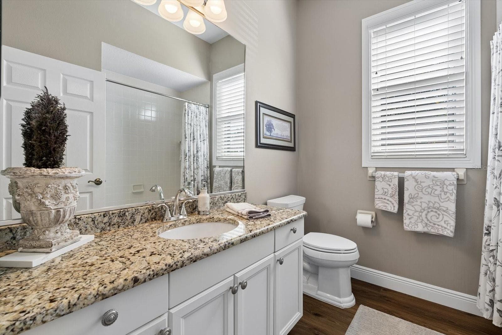 2nd Guest Bathroom - 9921 LAUREL VALLEY AVENUE CIR, BRADENTON