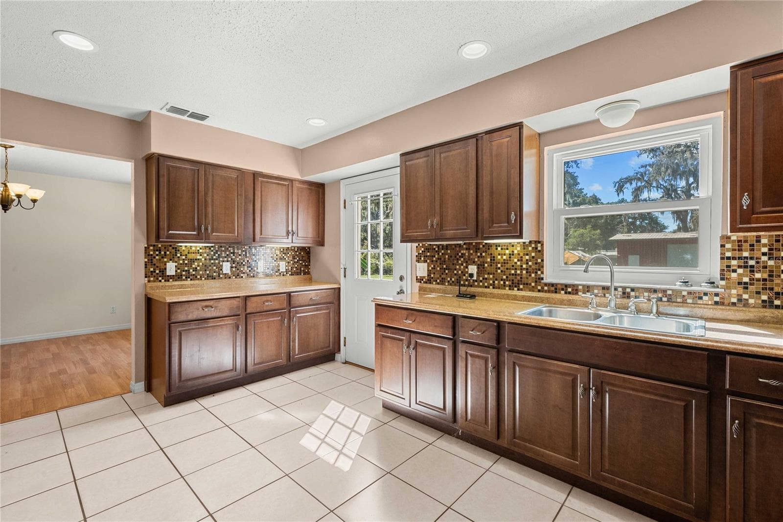 Kitchen - 37544 TUCKER RD, ZEPHYRHILLS