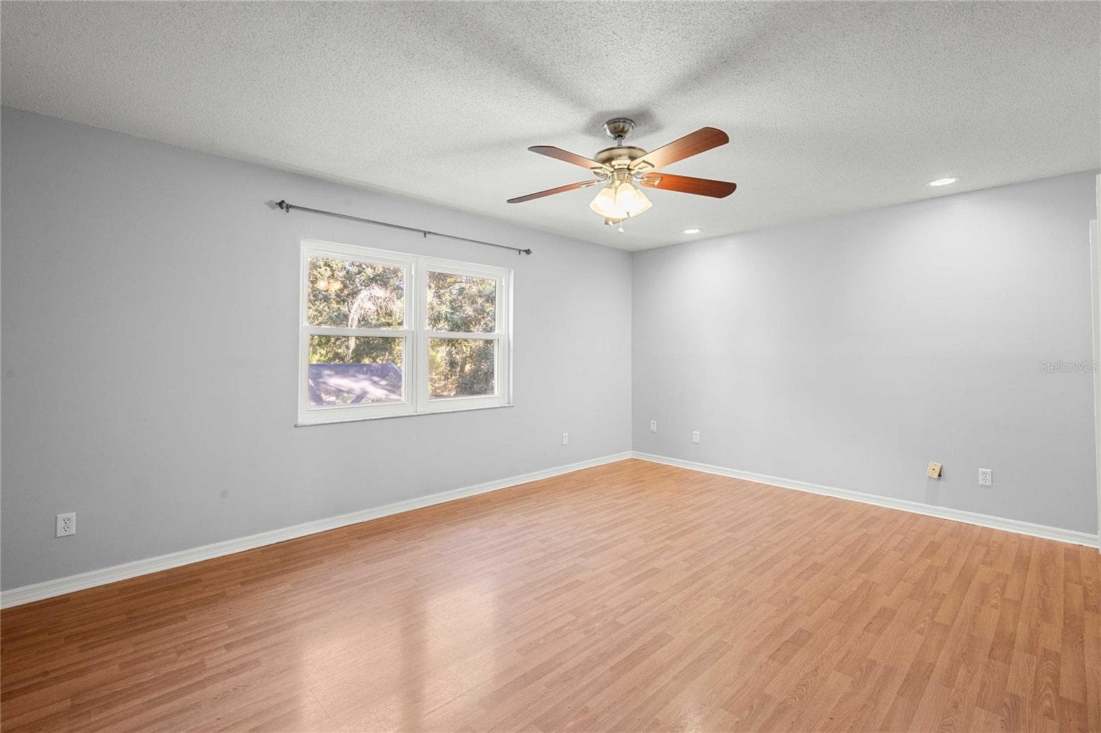 Primary Bedroom - 37544 TUCKER RD, ZEPHYRHILLS
