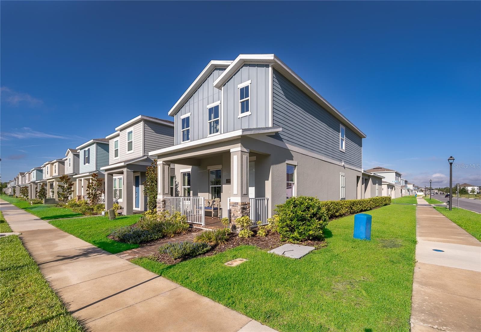 Single Family Residence at 13006 SERENE GLADE RD, WINTER GARDEN, photo 3 of 31