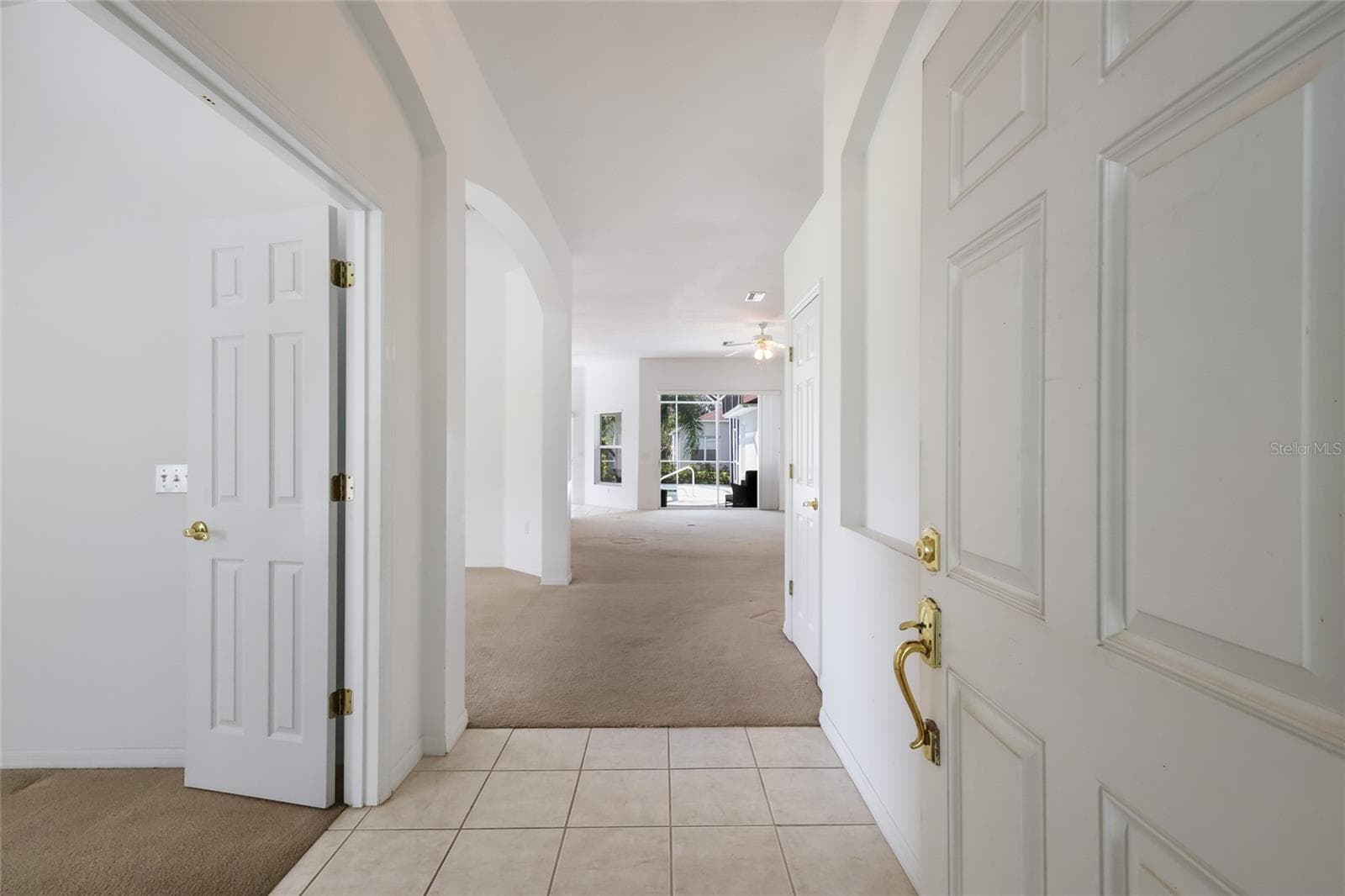 Single Family Residence at 6212 MACAW GLN, LAKEWOOD RANCH, photo 6 of 48