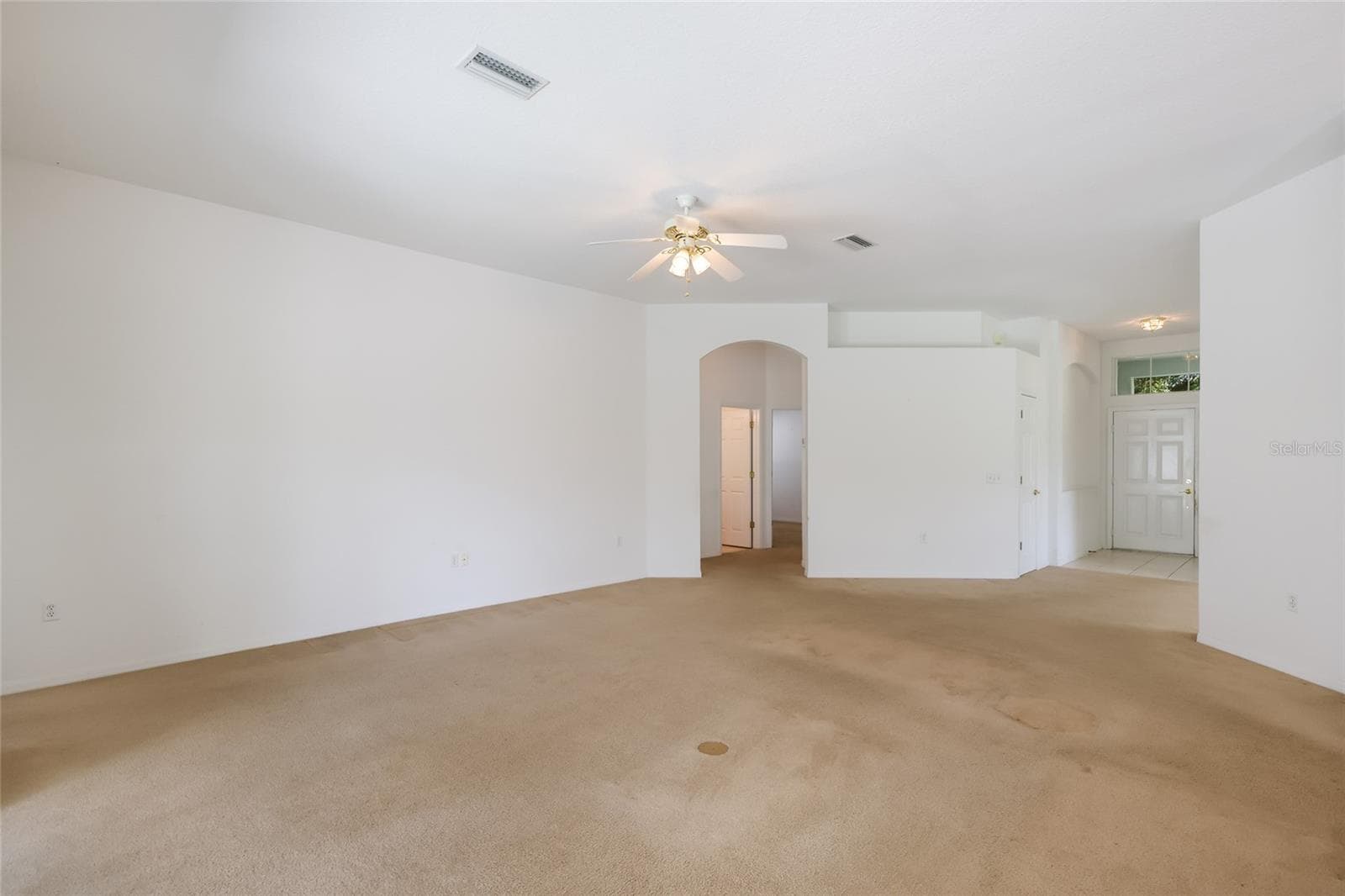 Single Family Residence at 6212 MACAW GLN, LAKEWOOD RANCH, photo 12 of 48