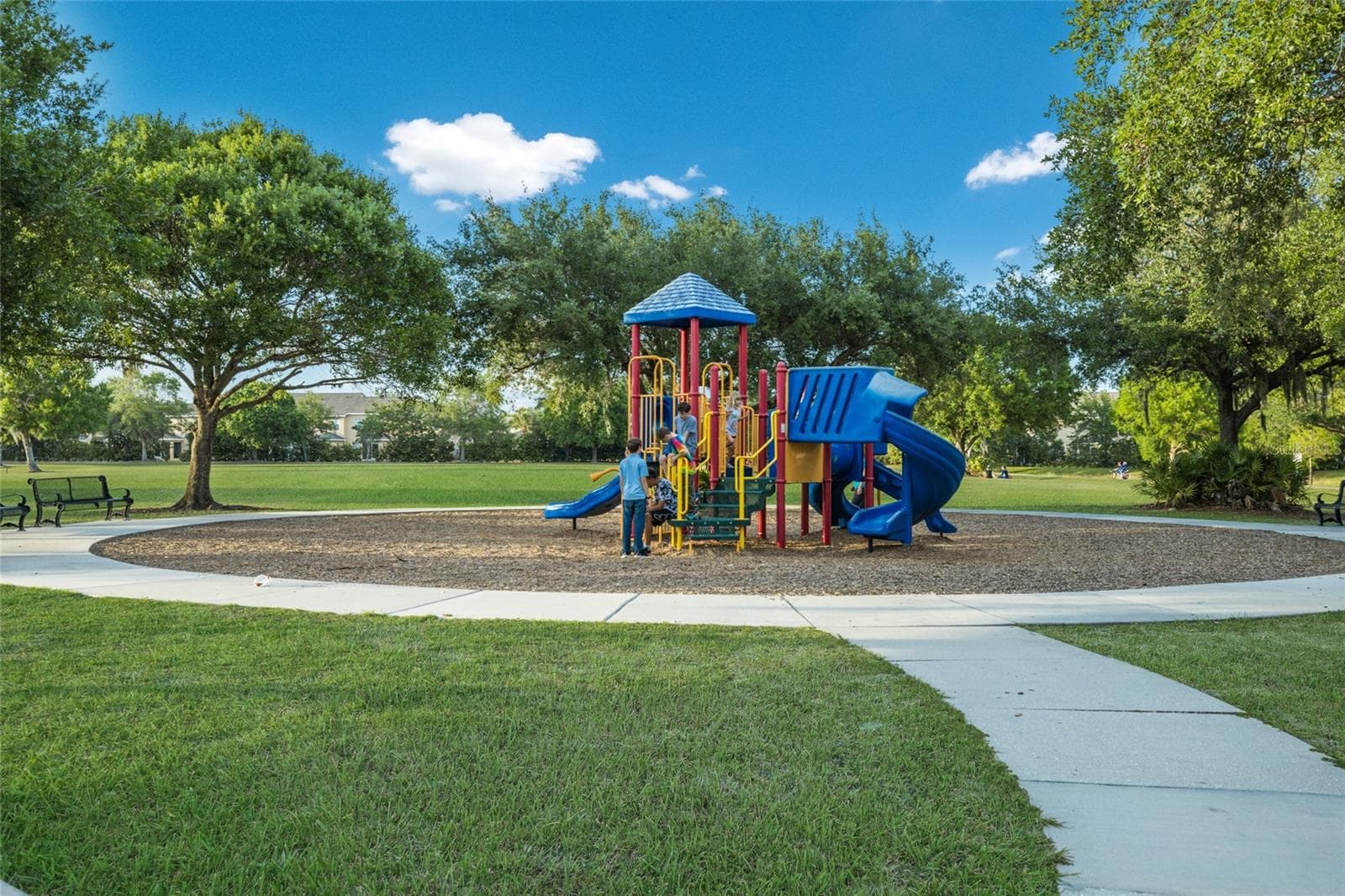 Single Family Residence at 6212 MACAW GLN, LAKEWOOD RANCH, photo 33 of 48
