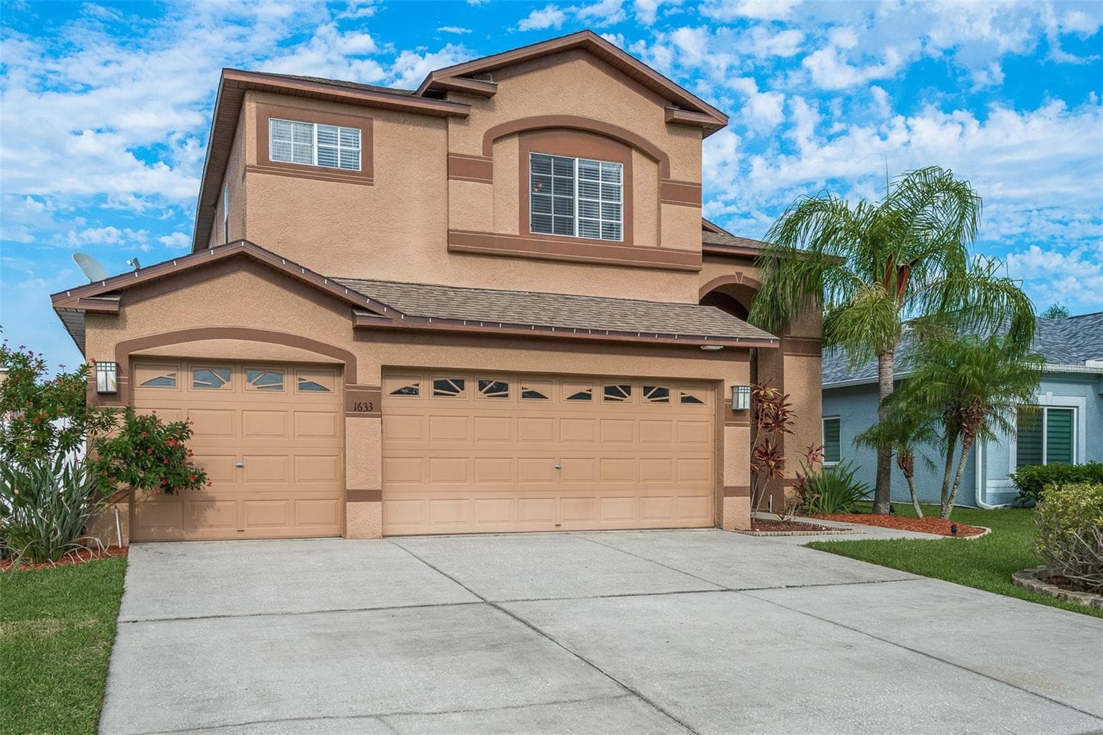 Single Family Residence at 1633 SHADY OAKS DR, OLDSMAR, photo 4 of 53