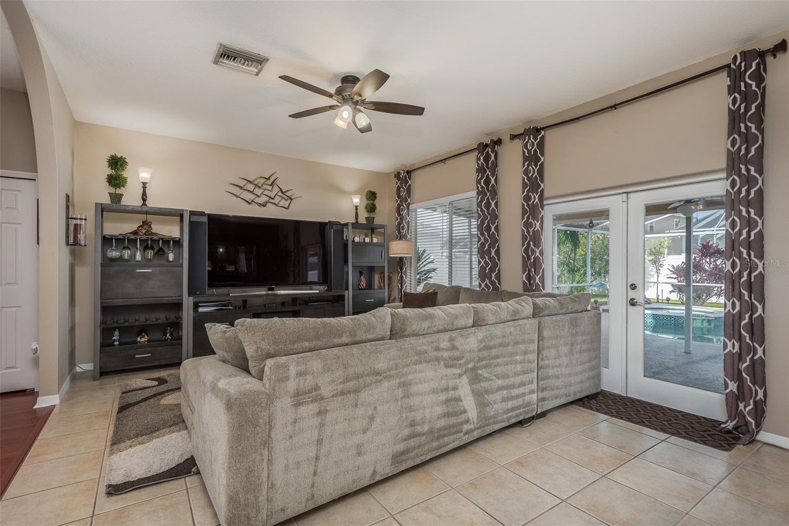 Single Family Residence at 1633 SHADY OAKS DR, OLDSMAR, photo 12 of 53