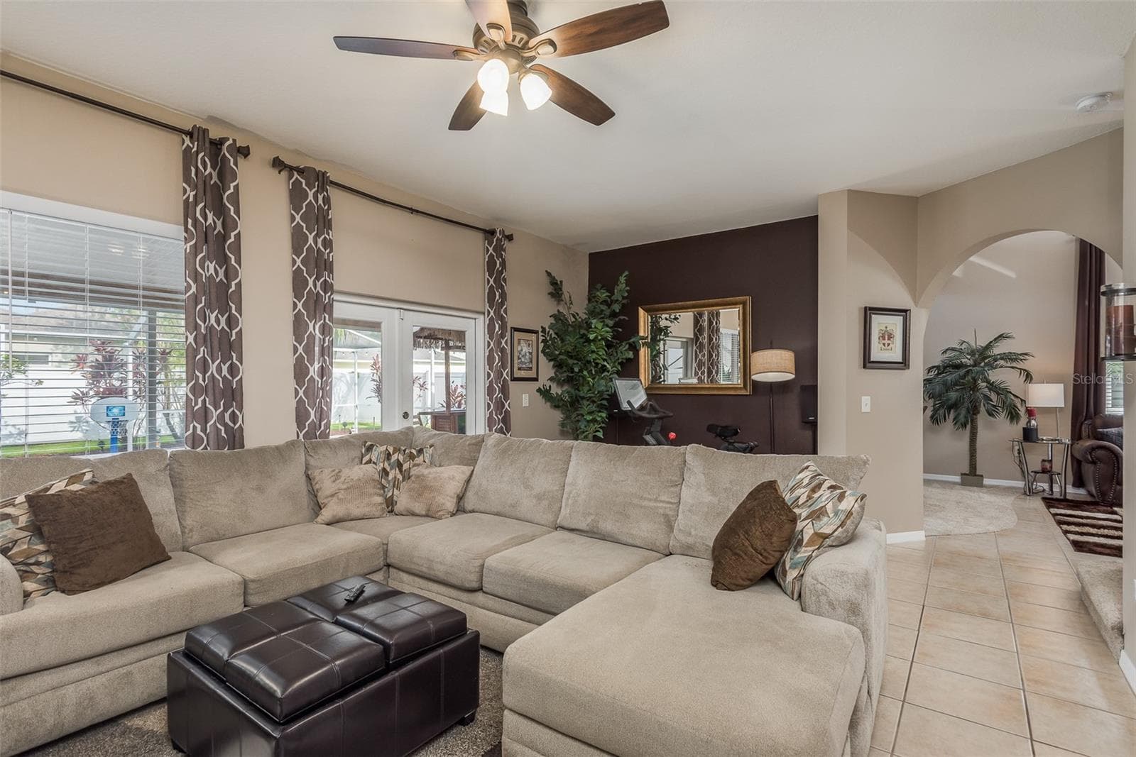 Single Family Residence at 1633 SHADY OAKS DR, OLDSMAR, photo 14 of 53