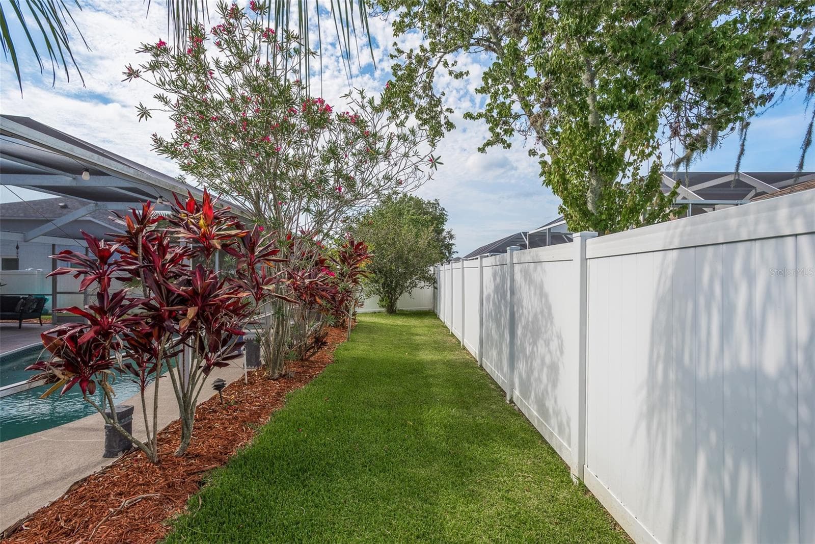 Single Family Residence at 1633 SHADY OAKS DR, OLDSMAR, photo 48 of 53