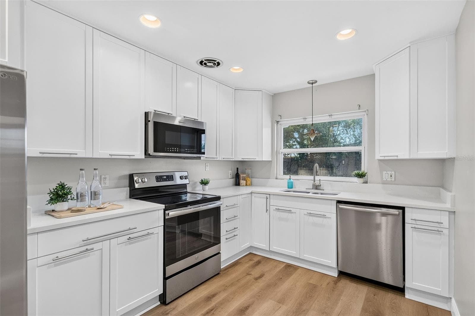Single Family Residence at 1448 CUMBIE ST, ORLANDO, photo 10 of 27